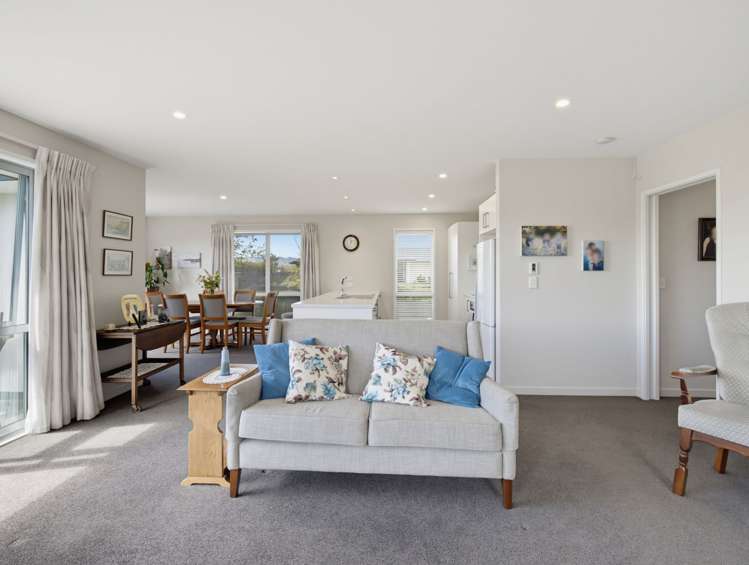 33 Eastfield Drive Lincoln_6