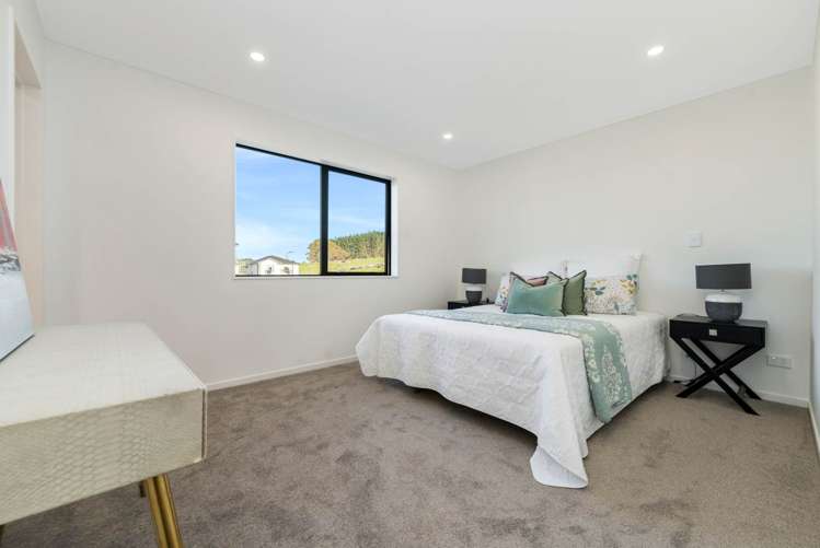 55 Koromeke Street Flat Bush_16