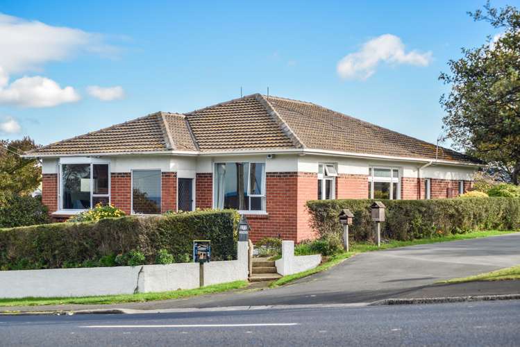 227 Highcliff Road Shiel Hill_17