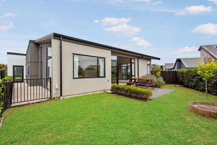 11 Parachute Crescent Papakura_14