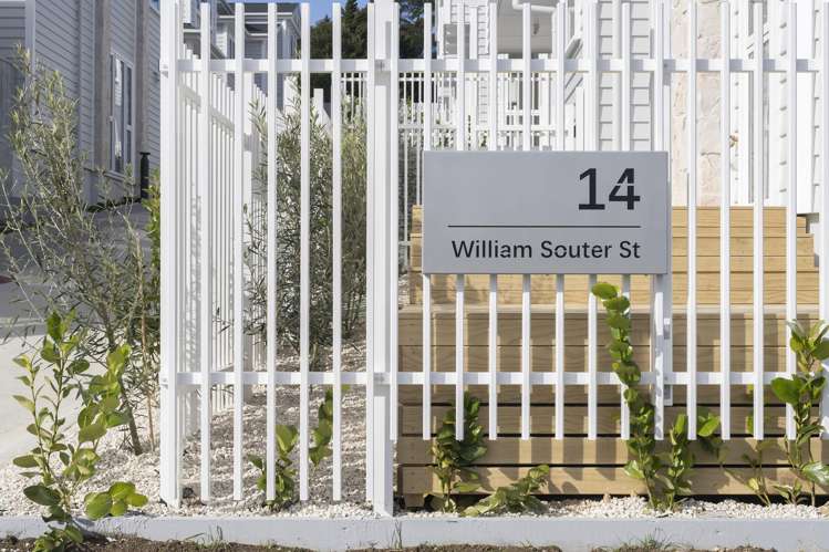 Lot 6/14,16,18 William Souter Street Forrest Hill_59