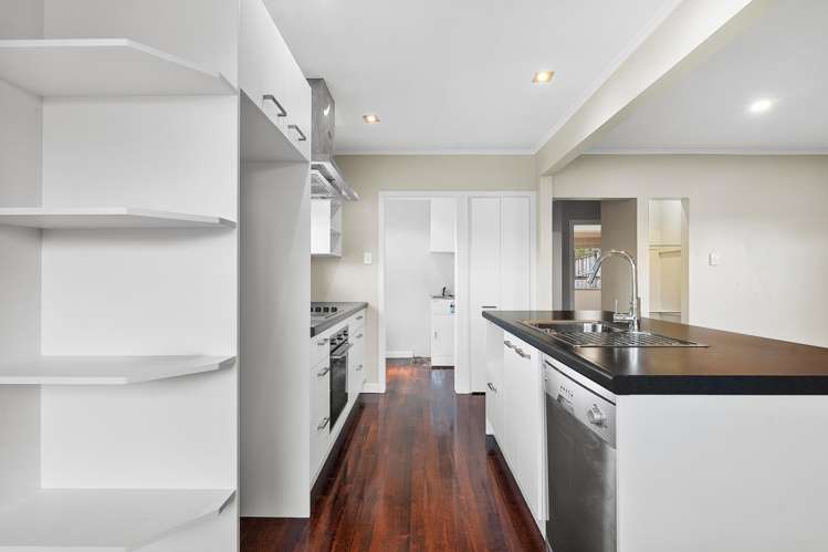 44 Glengarry Road Glen Eden_8