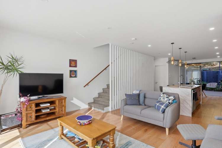 5/17 Milburn Street Corstorphine_12