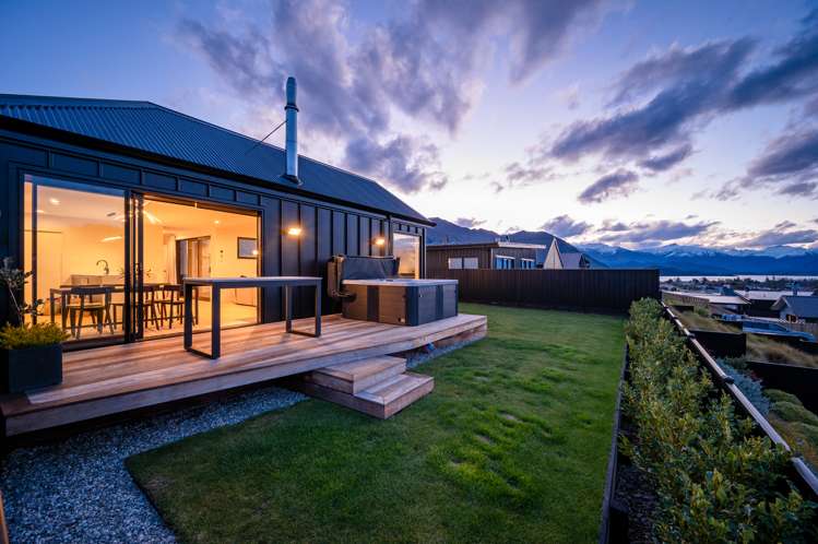 2 Mcneil Crescent Wanaka_8