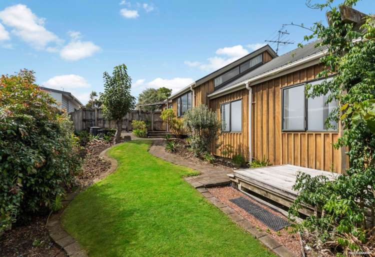 8 Kasia Close Massey_1