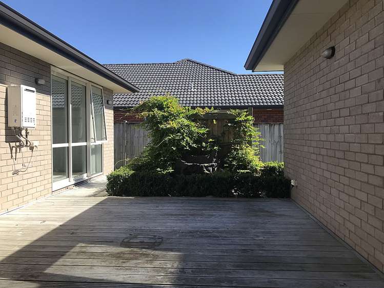 1 Portofino Point Karaka_17