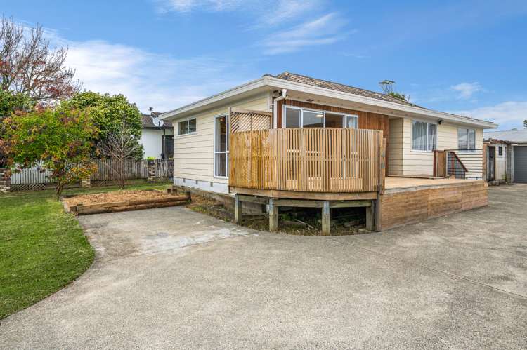 210 Waitemata Drive Ranui_14