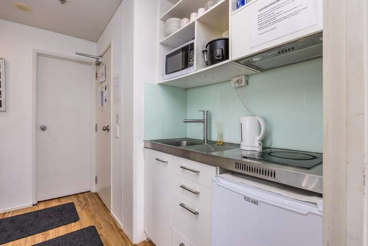 19E/15 Whitaker Place_2