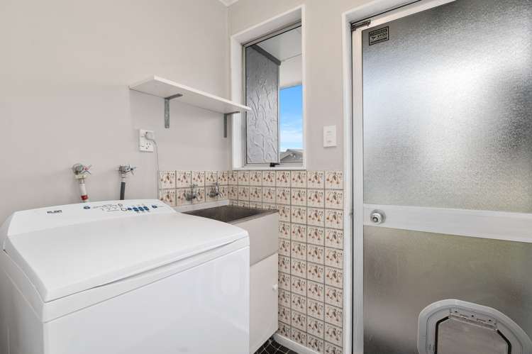 37 Barnard Road Fairy Springs_11