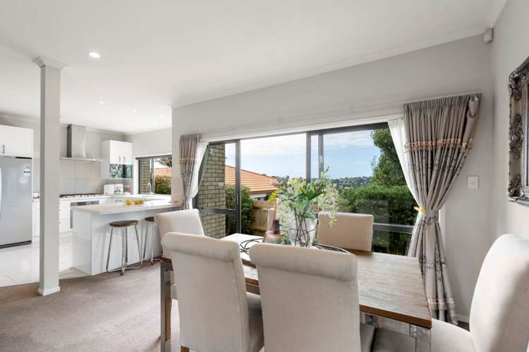 22 Eastwood Rise Browns Bay_9