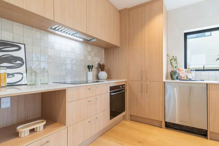 66D Tirimoana Road Te Atatu South_6