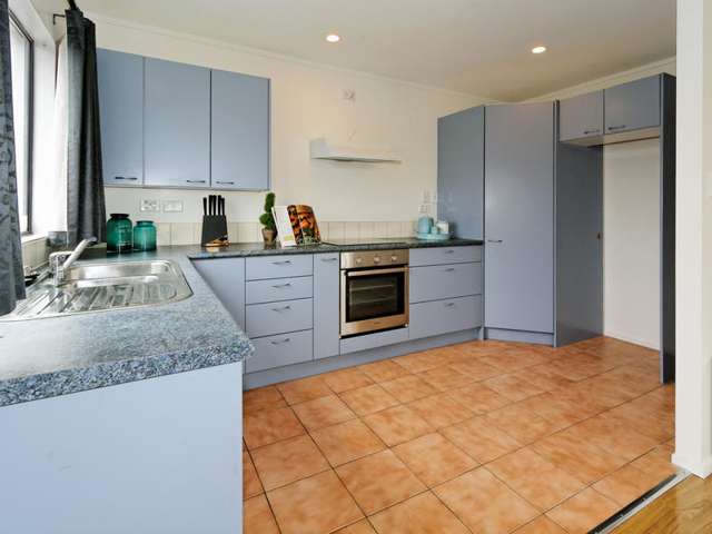 72d Seabrook Avenue New Lynn_4