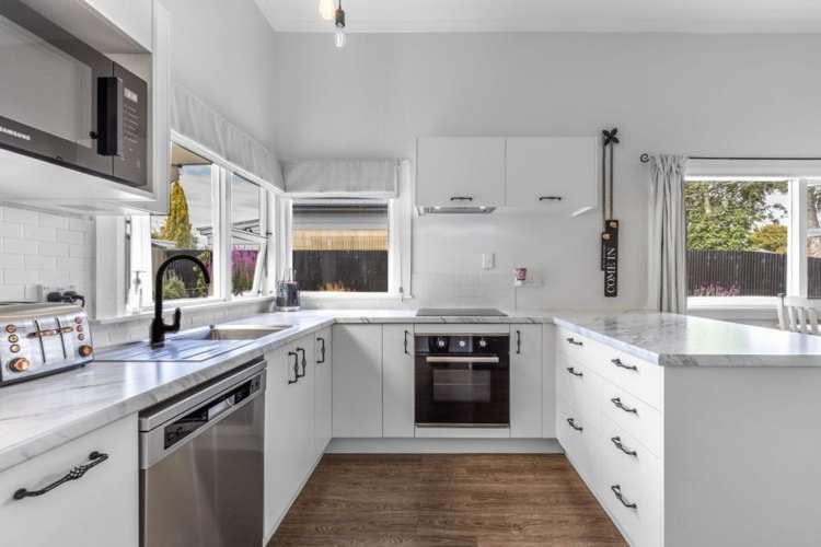 5 Melbourne Street Windsor_13