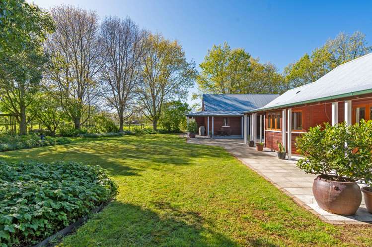 180 Paierau Road Opaki_17