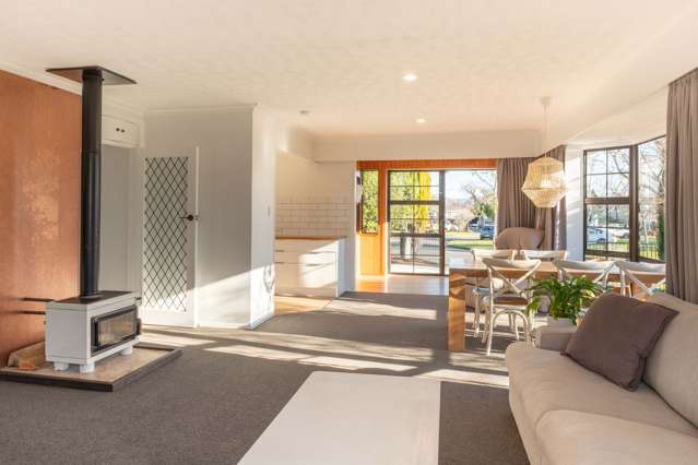 19 Keats Crescent Stoke_3