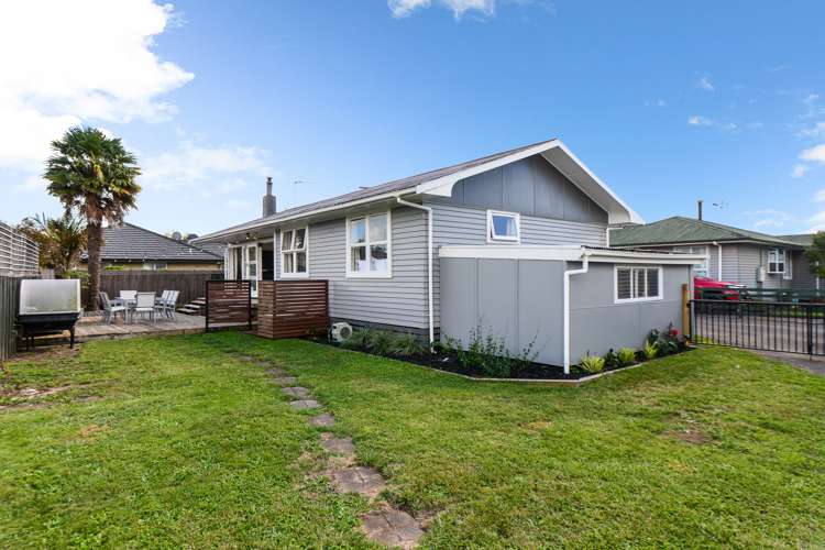 12 Bruce Avenue Glenview_11