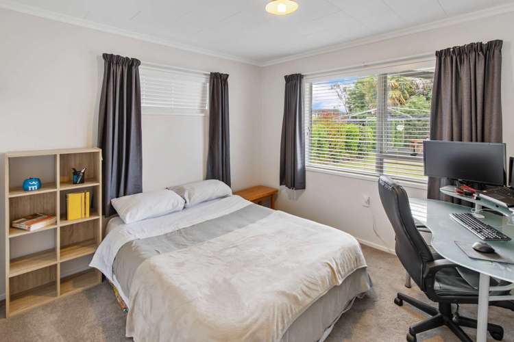 6 Ajax Place Welcome Bay_11