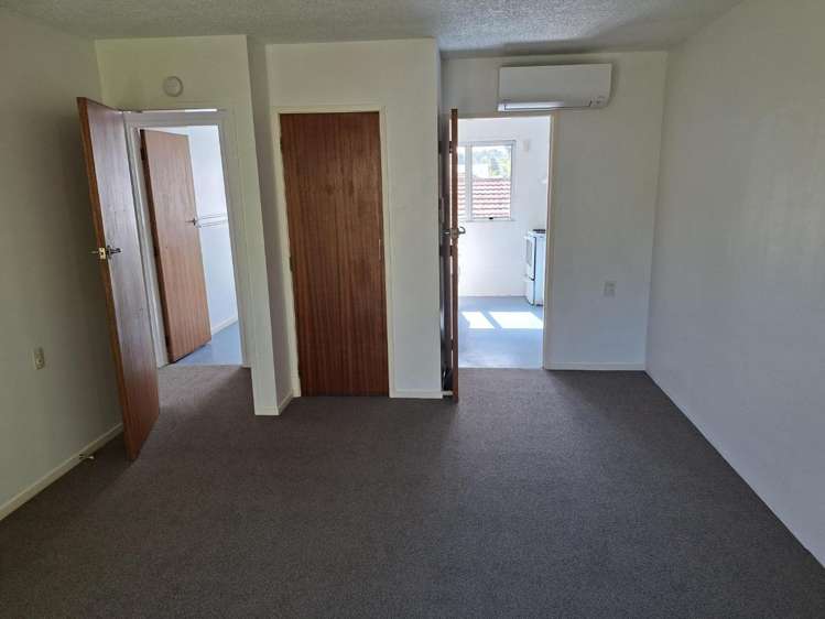 9/17 Thames Street 1055_2