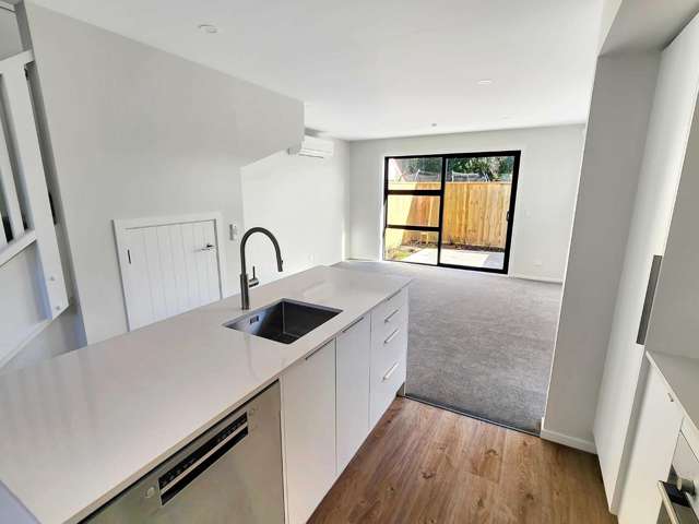 7/31 Wainuiomata Road 10629_2