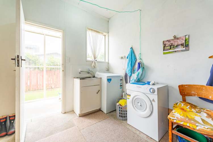 37 John Street Waimate_19