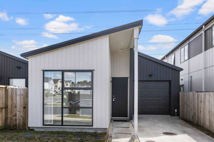 18 Puwha Street Massey_1