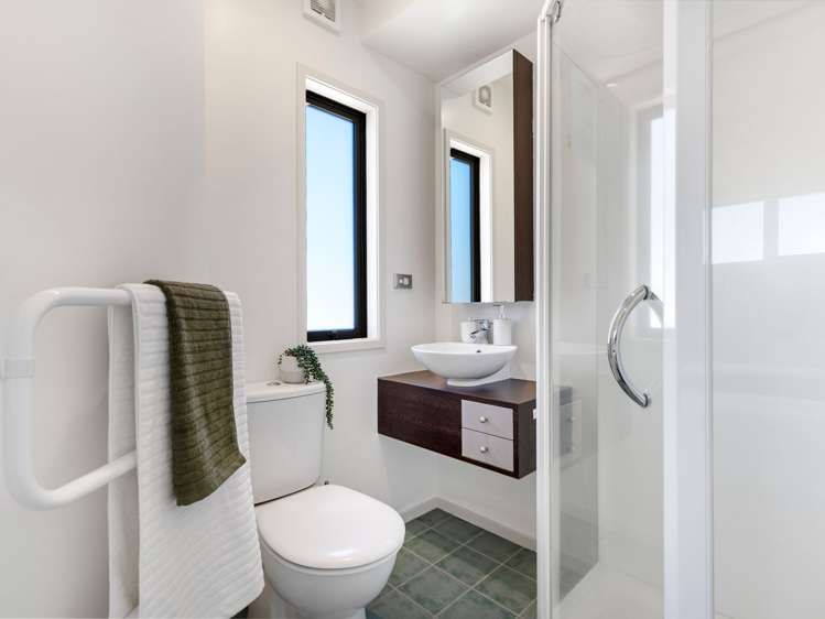 57/21 Hunters Park Dr Three Kings_18