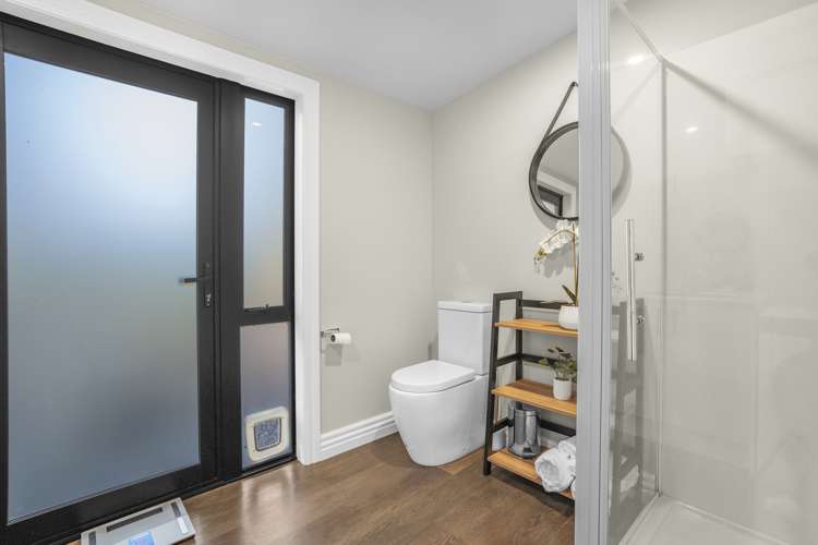 106 Barton Avenue Heretaunga_19