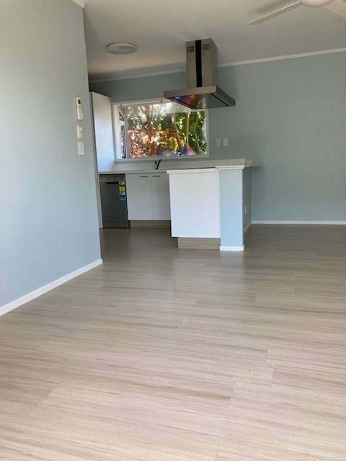 tidy  2BR Unit in Blockhouse Bay 1