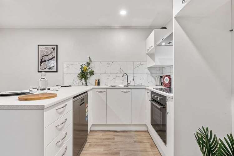 2/31 Bowater Place_3