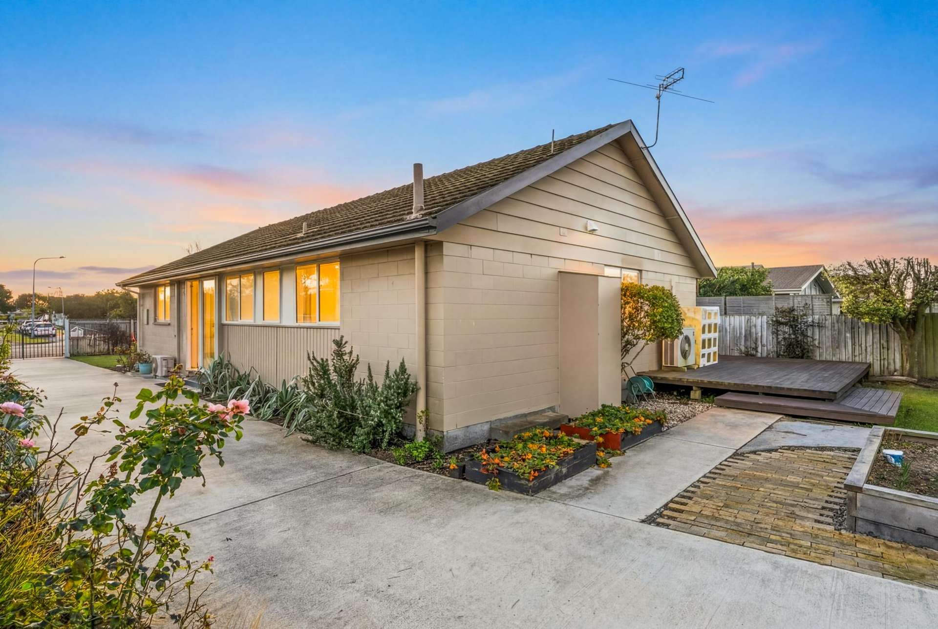 70 Reynolds Avenue Bishopdale_0