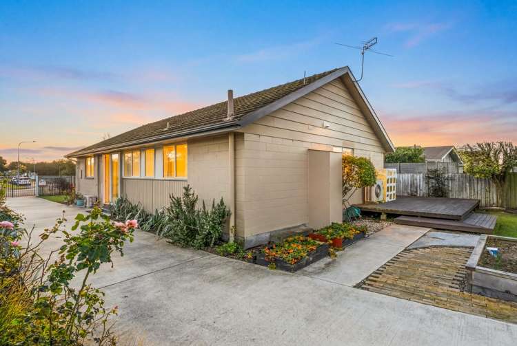 70 Reynolds Avenue_0