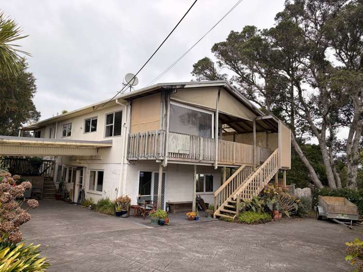 142 Rangatira Road Beach Haven_19