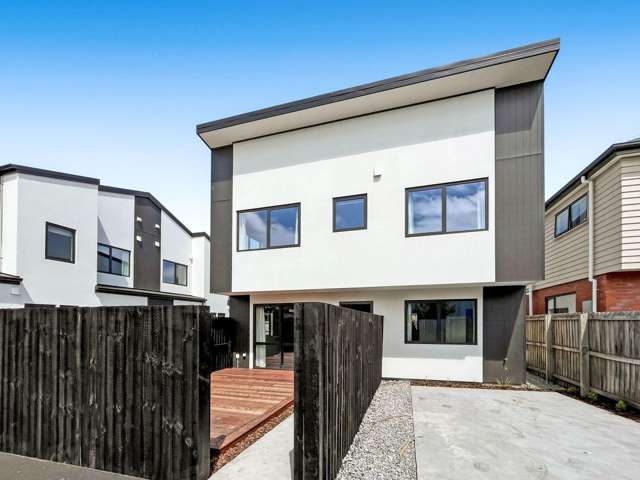 RICCARTON - STUDENT ACCOMODATION 2027 - 6 BEDROOMS, 2 BATHROOMS