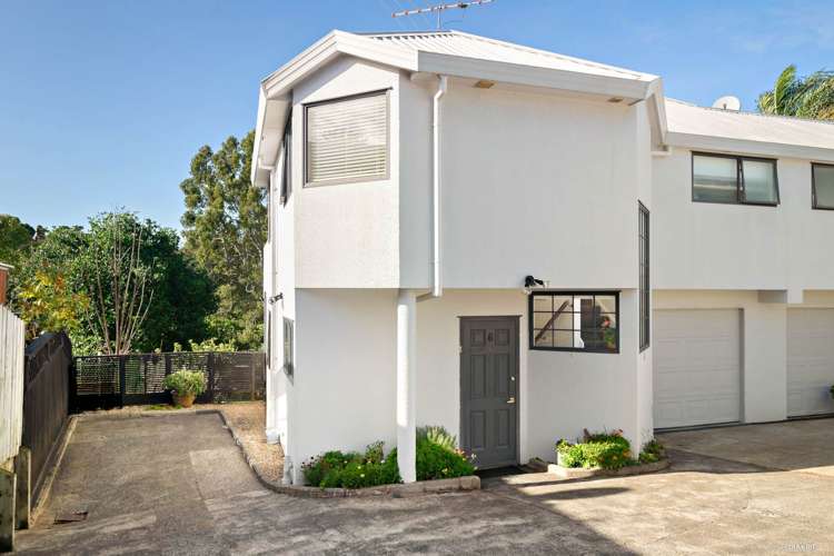 6/12 Wernham Place Northcote_23