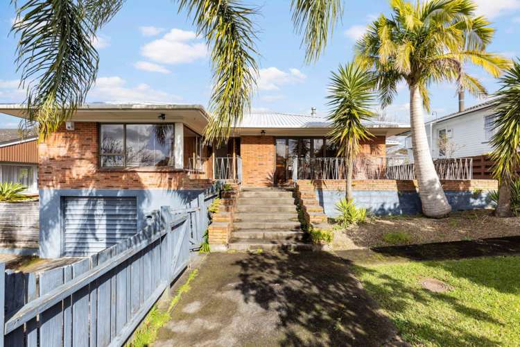 8 Pegler Drive Howick_24