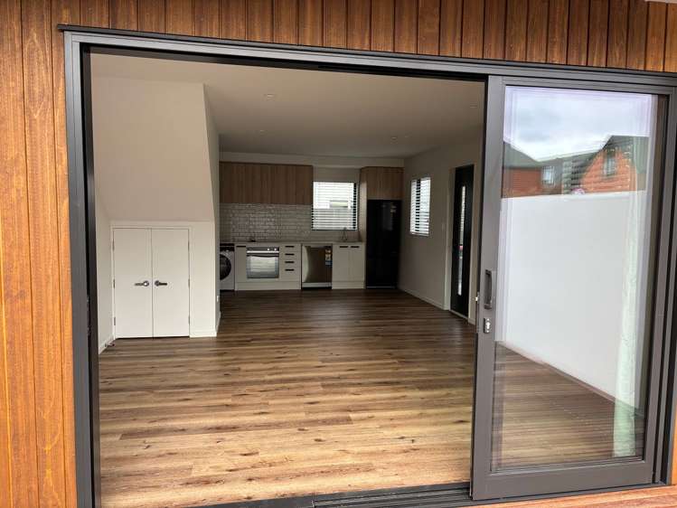 3/30 Cornwall Street St Albans_7