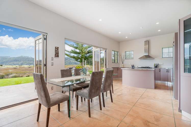 141 Everitt Crescent Whangamatā_9