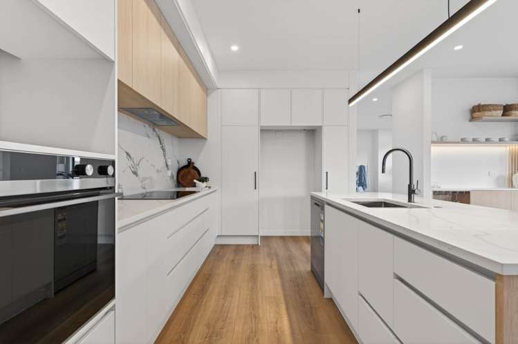 24 Beveridge Road One Tree Point_16