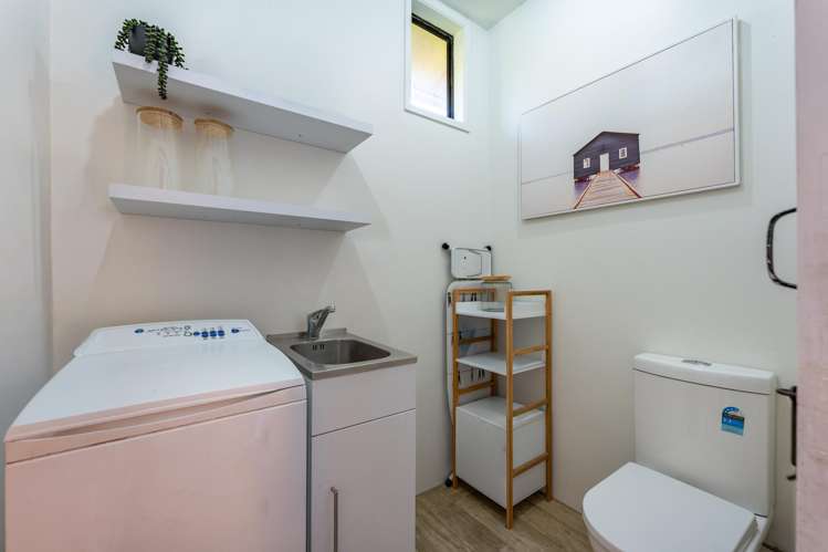 20 Hill View Crescent Highfield_9