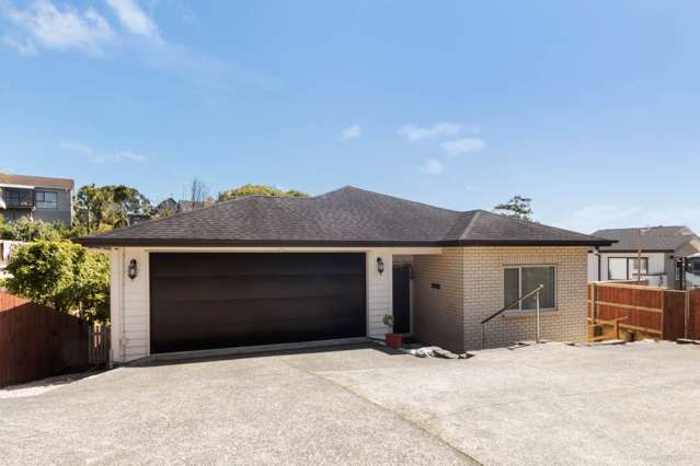 Spacious Family Home with Versatile Layout