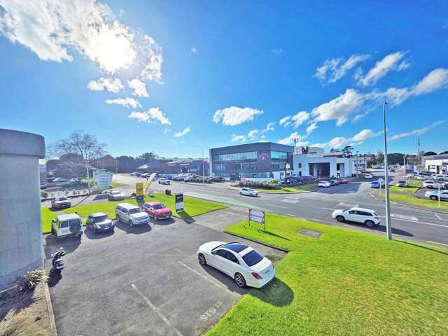 D/667-669 Great South Road Penrose_1
