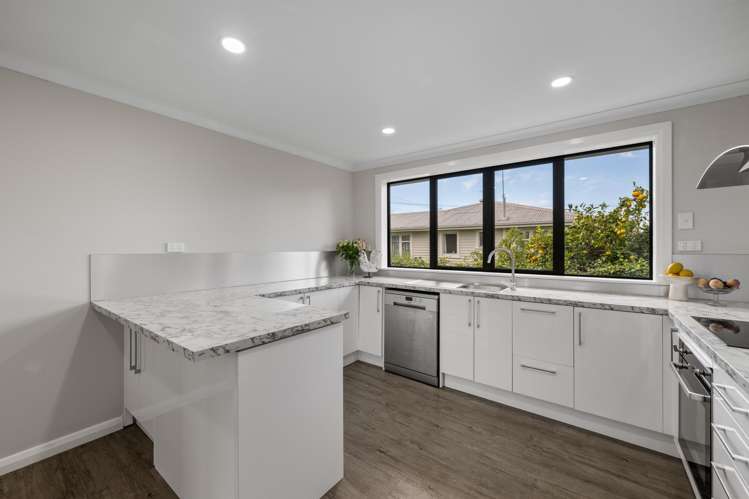 22 Litchfield Street_5