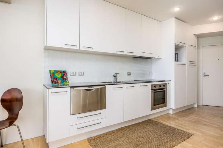 1307/30 Beach Road Auckland Central_5