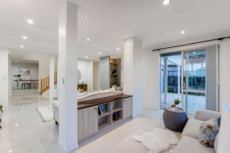 52 Chesterfield Way Orewa_18