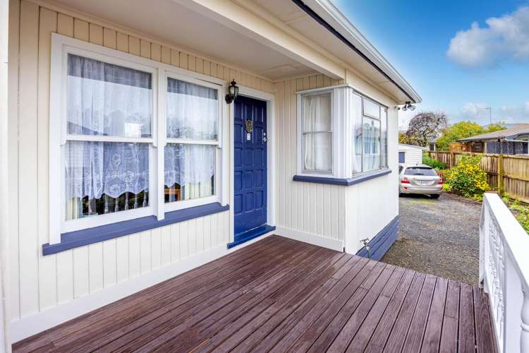 9 Shelley Jane Place Dinsdale_6