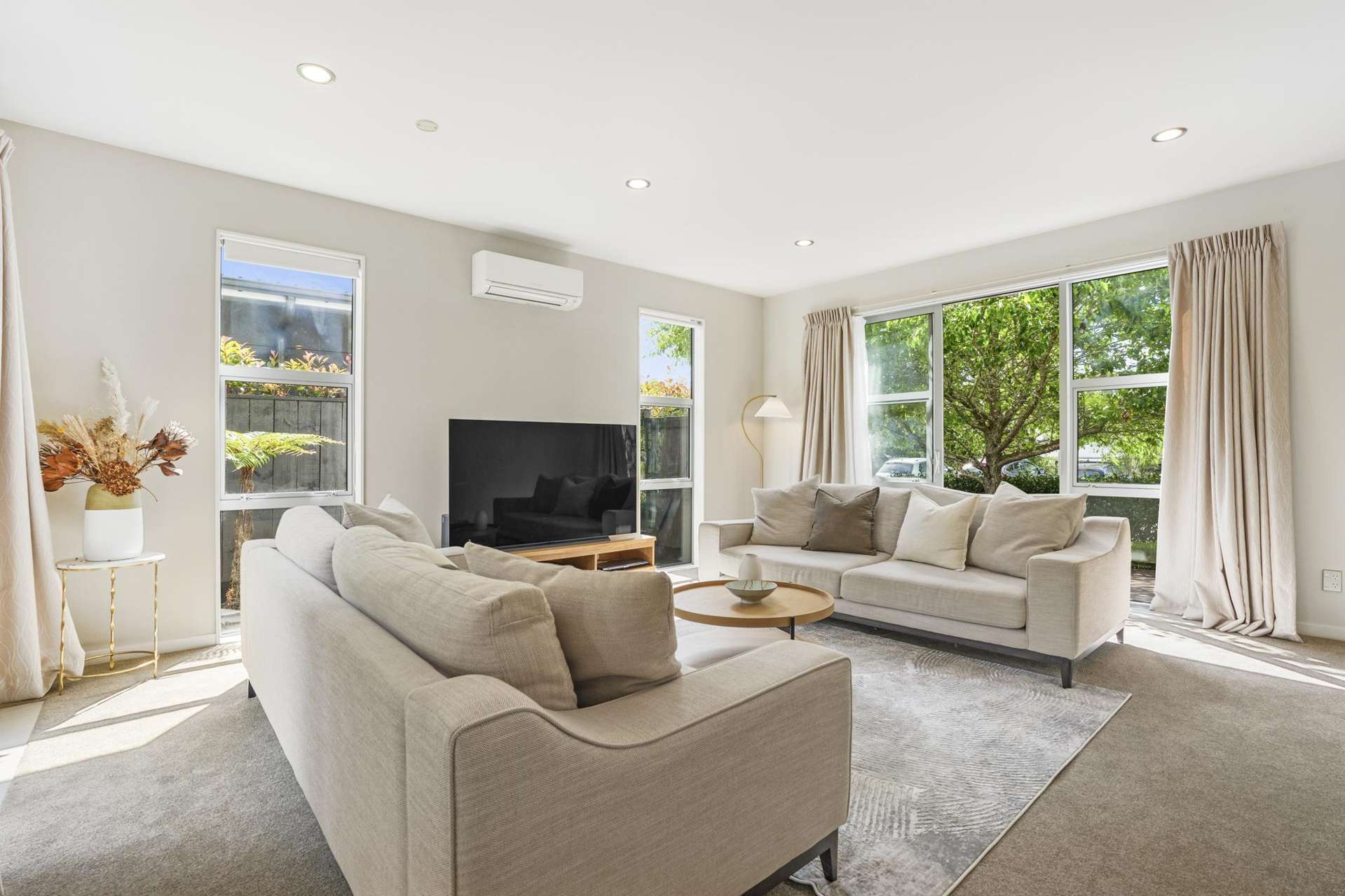 6 Tuatini Place Long Bay_0