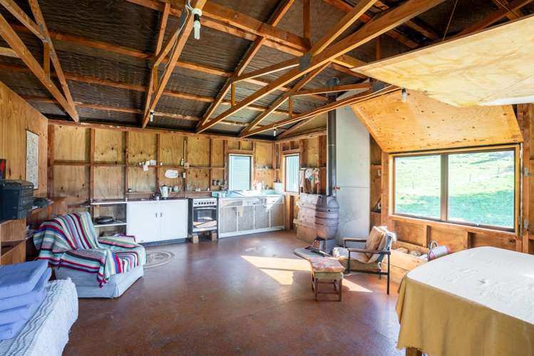 358 Kuku East Road Manakau_12