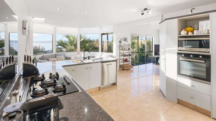 4 Tupara Crescent Kawaha Point_4