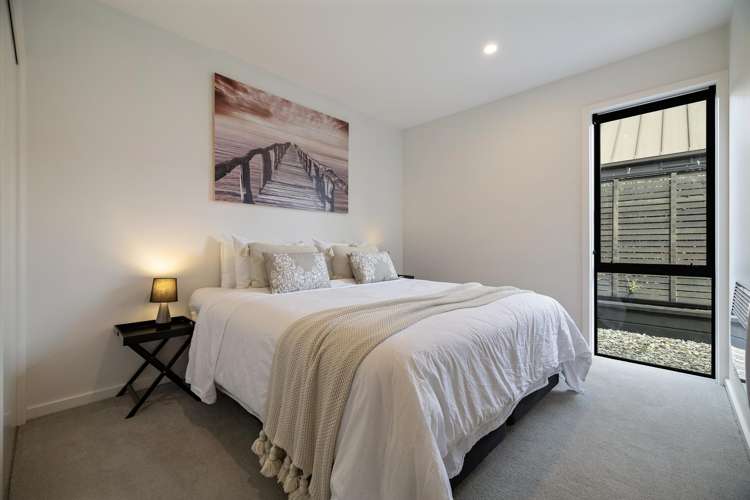 15 McKenzies Shute Jacks Point_13