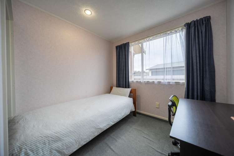 16 Govan Drive Te Anau_11